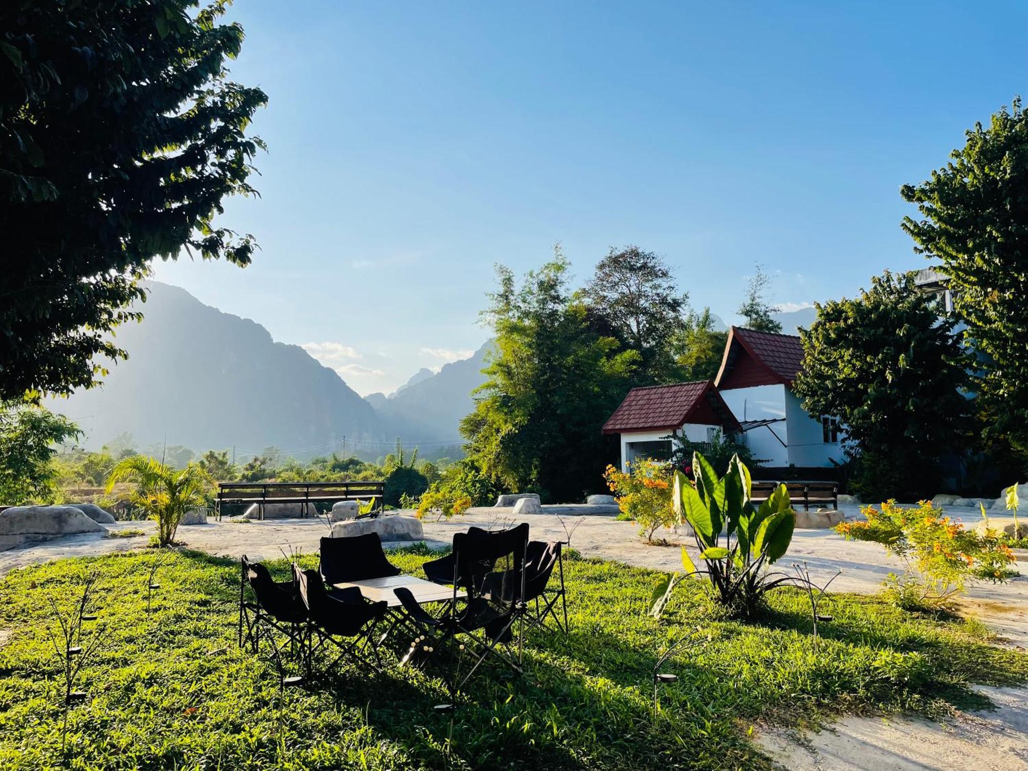 Jungle Paradise Vangvieng - Bungalows Vang Vieng Ngoại thất bức ảnh