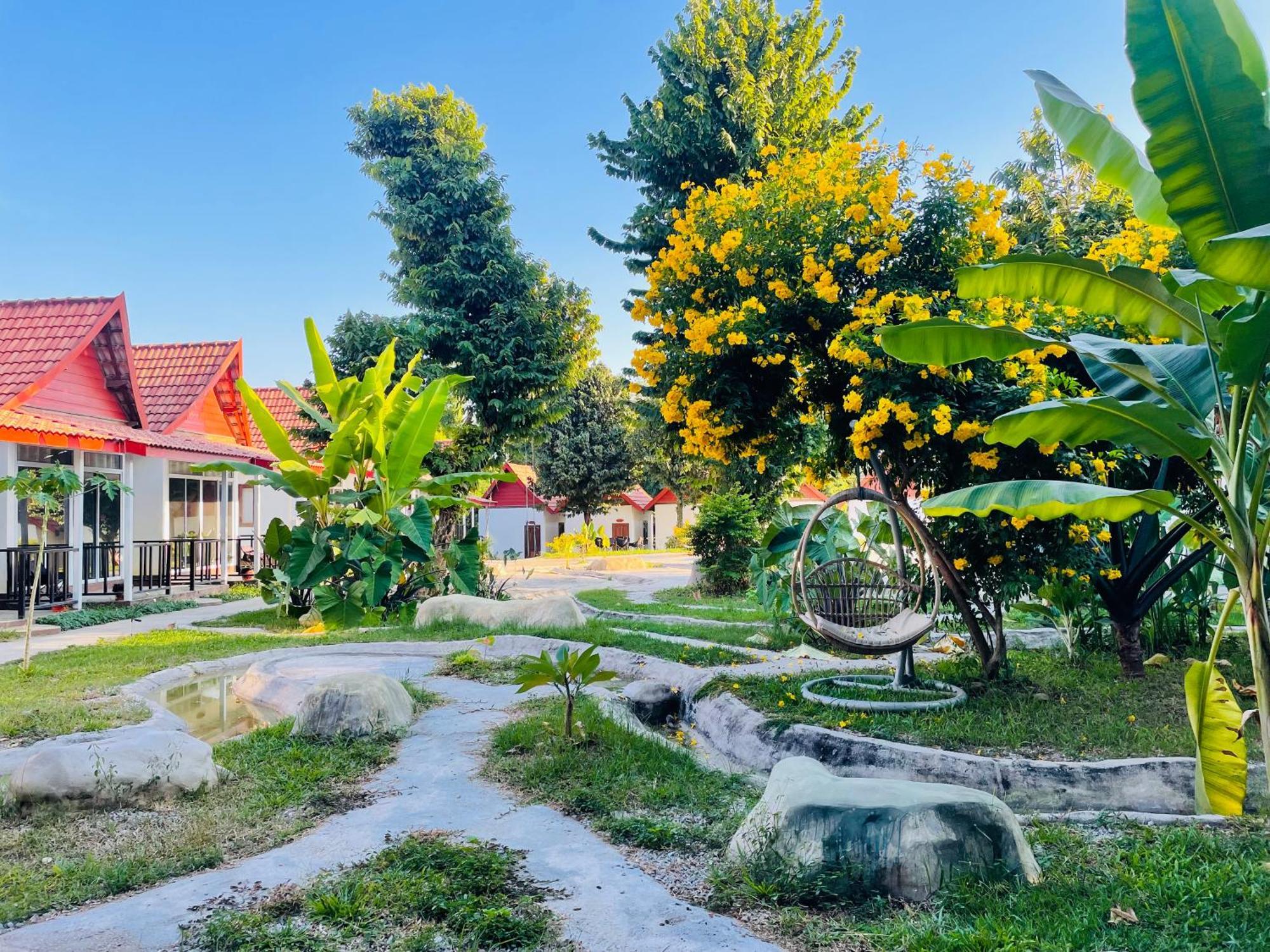 Jungle Paradise Vangvieng - Bungalows Vang Vieng Ngoại thất bức ảnh