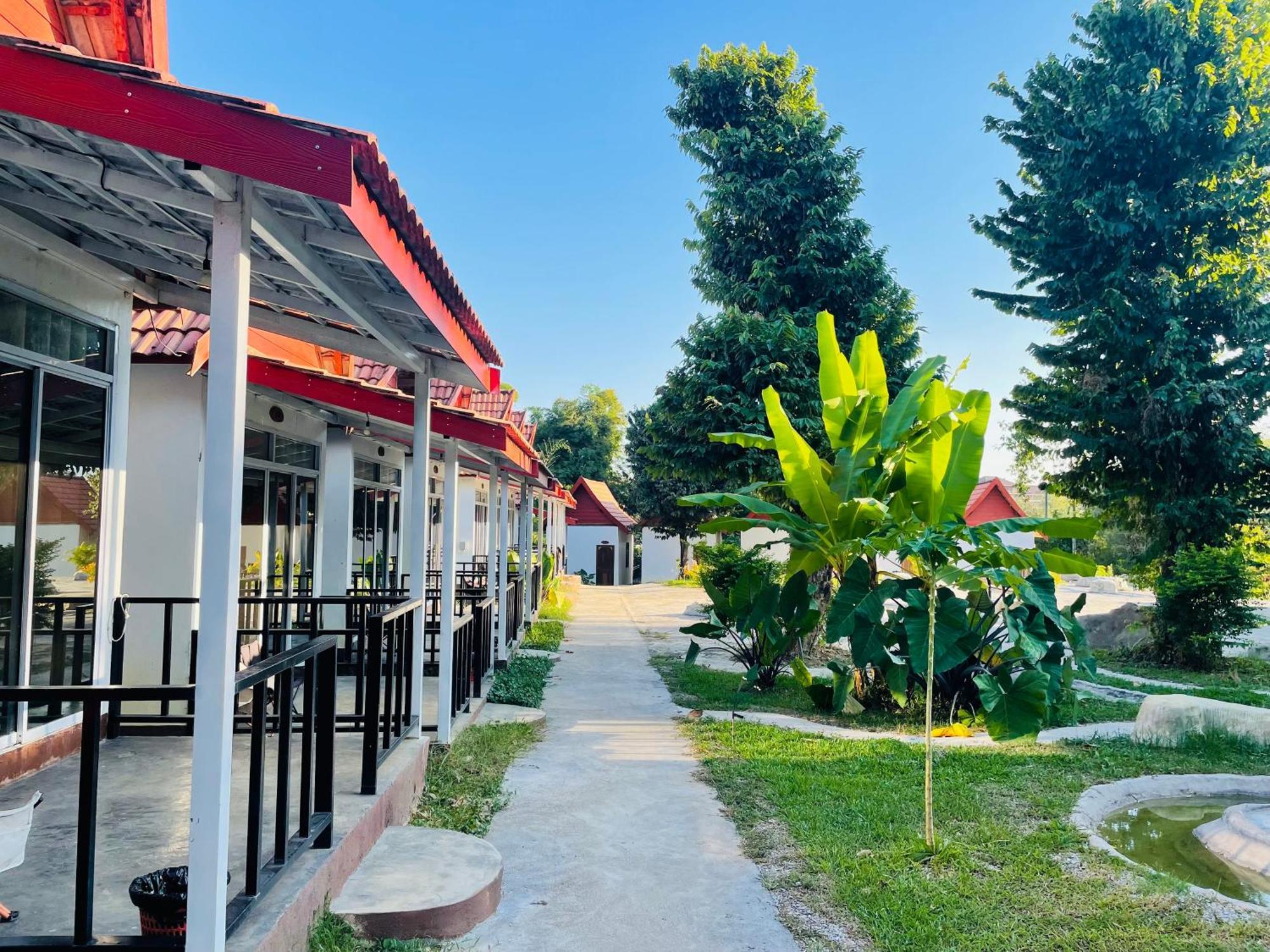 Jungle Paradise Vangvieng - Bungalows Vang Vieng Ngoại thất bức ảnh