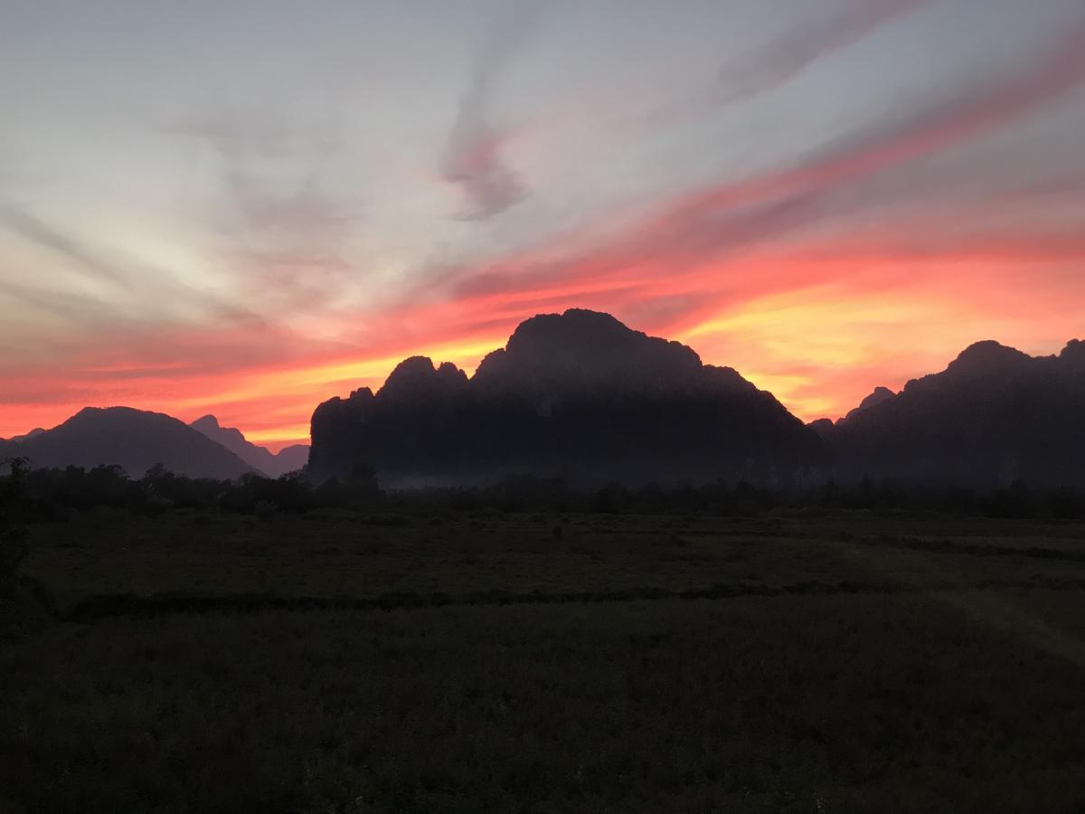 Jungle Paradise Vangvieng - Bungalows Vang Vieng Ngoại thất bức ảnh