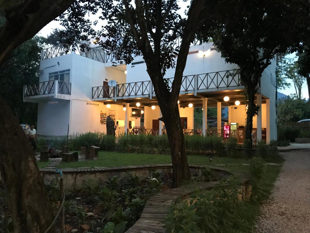 Jungle Paradise Vangvieng - Bungalows Vang Vieng Ngoại thất bức ảnh